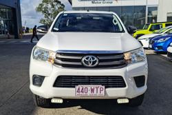 2016 Toyota Hilux SR