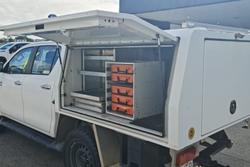 2016 Toyota Hilux SR