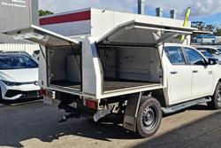 2016 Toyota Hilux SR