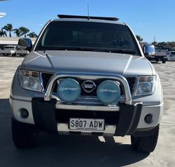 2009 Nissan Navara ST-X