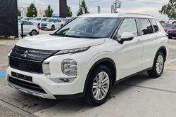 2024 Mitsubishi Outlander LS