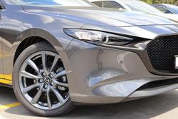 2025 Mazda 3 G20 Touring