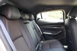 2025 Mazda 3 G20 Touring