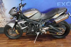 2010 TRIUMPH STREET TRIPLE 675