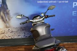 2010 TRIUMPH STREET TRIPLE 675