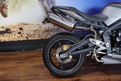 2010 TRIUMPH STREET TRIPLE 675