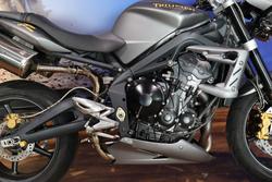 2010 TRIUMPH STREET TRIPLE 675