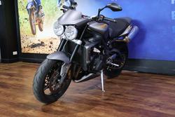 2010 TRIUMPH STREET TRIPLE 675