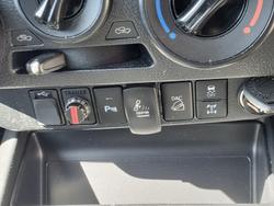 2022 Toyota Hilux SR