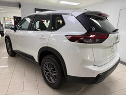 2026 Nissan X-TRAIL ST T33 MY26 Everest White