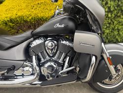 2019 Indian ROADMASTER GREY SMK/BLACK SMK SteelGRAYSmoke/ThunderBLKSmoke