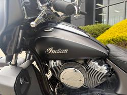 2019 Indian ROADMASTER GREY SMK/BLACK SMK SteelGRAYSmoke/ThunderBLKSmoke