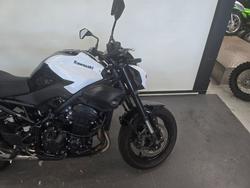 2026 Kawasaki 2026 Kawasaki 900CC Z900 (ZR900) SPORTS White