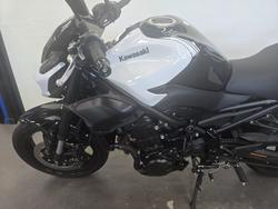2026 Kawasaki 2026 Kawasaki 900CC Z900 (ZR900) SPORTS White