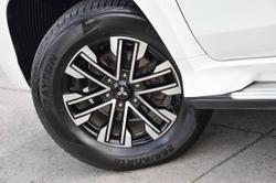 2022 Mitsubishi Pajero Sport