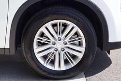 2024 Mitsubishi Outlander ES