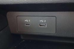 2024 Mitsubishi Outlander ES