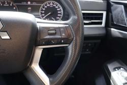 2024 Mitsubishi Outlander ES