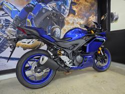 2025 Yamaha YZF-R3 BLUE