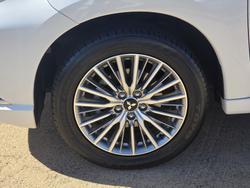 2019 Mitsubishi Outlander PHEV ES ADAS