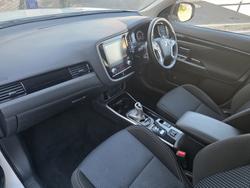 2019 Mitsubishi Outlander PHEV ES ADAS