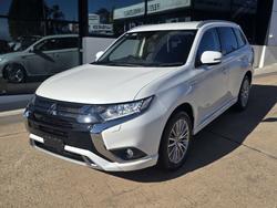 2019 Mitsubishi Outlander PHEV ES ADAS