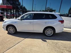 2019 Mitsubishi Outlander PHEV ES ADAS