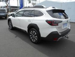 2023 Subaru Outback AWD Touring XT