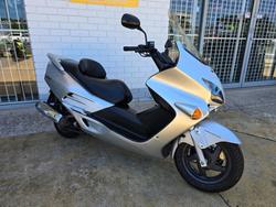 2004 HONDA NSS250 FORZA silver
