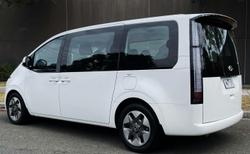 2022 Hyundai STARIA