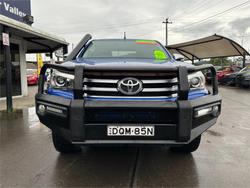 2017 TOYOTA HILUX SR5 (4x4) GUN126R BLUE