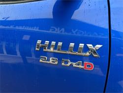 2017 TOYOTA HILUX SR5 (4x4) GUN126R BLUE