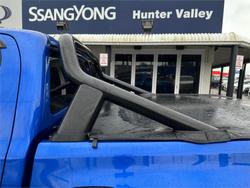 2017 TOYOTA HILUX SR5 (4x4) GUN126R BLUE