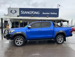 2017 TOYOTA HILUX SR5 (4x4) GUN126R BLUE