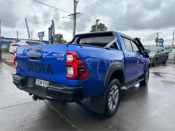 2017 TOYOTA HILUX SR5 (4x4) GUN126R BLUE