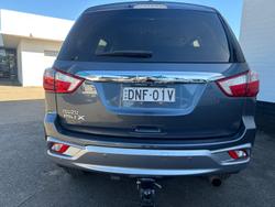 2017 Isuzu MU-X LS-U