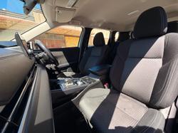 2024 Mitsubishi Outlander ES