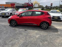 2017 RENAULT CLIO ZEN