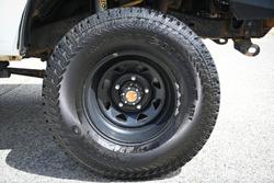 2004 Toyota Landcruiser Standard