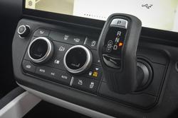 2025 Land Rover Defender 110 D350 X-Dynamic SE