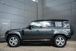 2025 Land Rover Defender 110 D350 X-Dynamic SE