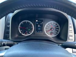 2022 Toyota Hiace GDH300R French Vanilla