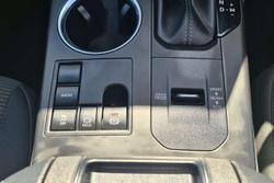 2023 Toyota Kluger GX