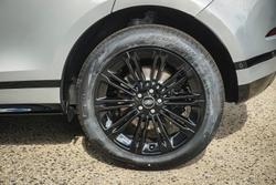 2025 Land Rover Range Rover Evoque P250 Dynamic SE