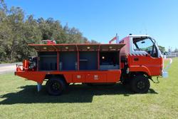 1999 Isuzu N Series NPS 300