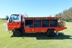 1999 Isuzu N Series NPS 300