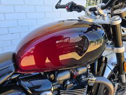 2024 Triumph BONNEVILLE SPEED TWIN 1200 Red