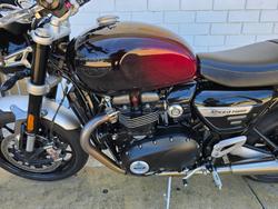 2024 Triumph BONNEVILLE SPEED TWIN 1200 Red