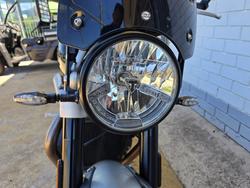 2024 Triumph BONNEVILLE SPEED TWIN 1200 Red