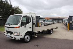 2001 Hino Dutro 3 WHITE